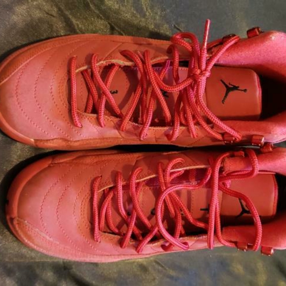 All red jumpmans - Picture 2 of 3